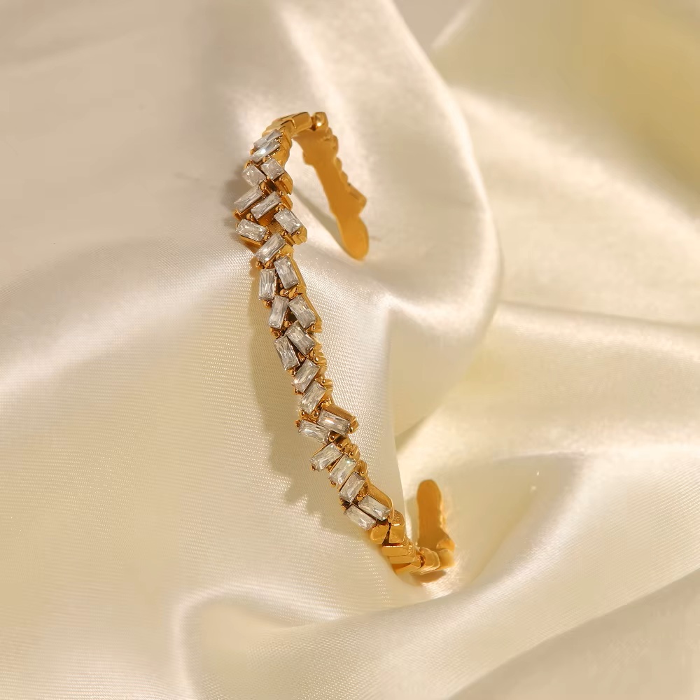 ELENYS Lumi Grace – elegantní styling